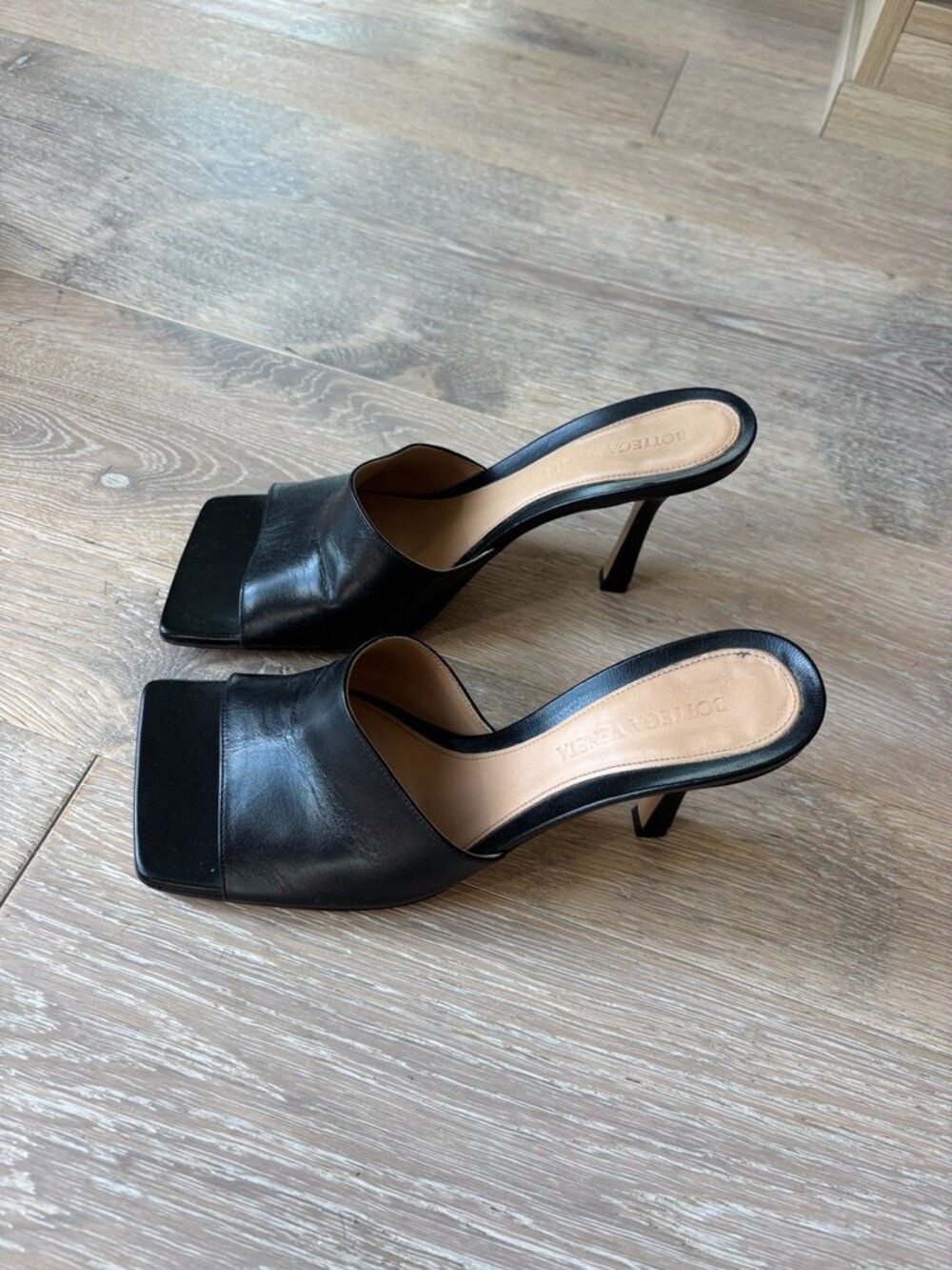 Bottega Veneta Stretch square-toe leather heeled sandals in 37.5 - Picture 3 of 6